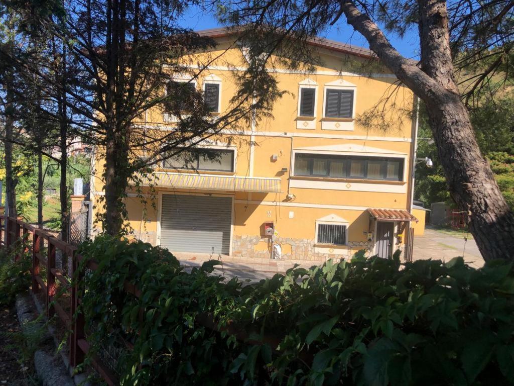 Mare O Montagna Apartment Cosenza Luaran gambar